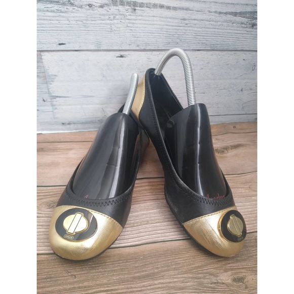 Coach Ballet flats Size 7 FAST SHIPPING - Picture 1 of 8